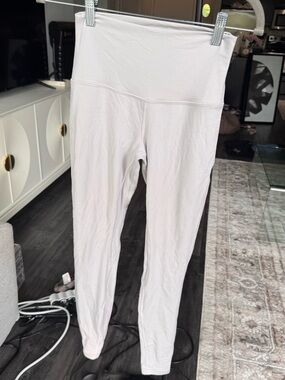 Lululemon Align High Rise Pant 28” Size 4, Light Gray/White